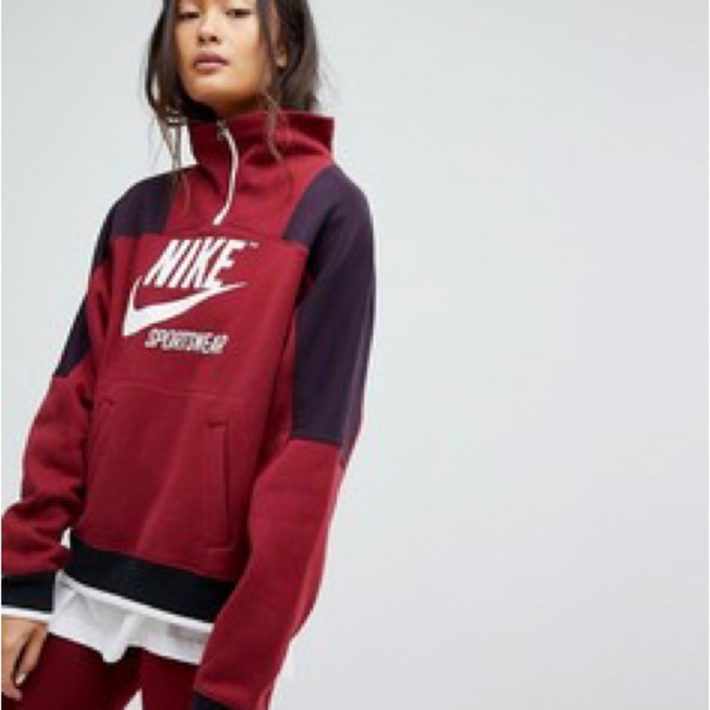Nike Sportswear Quarter Zip Pullover - Size Small
